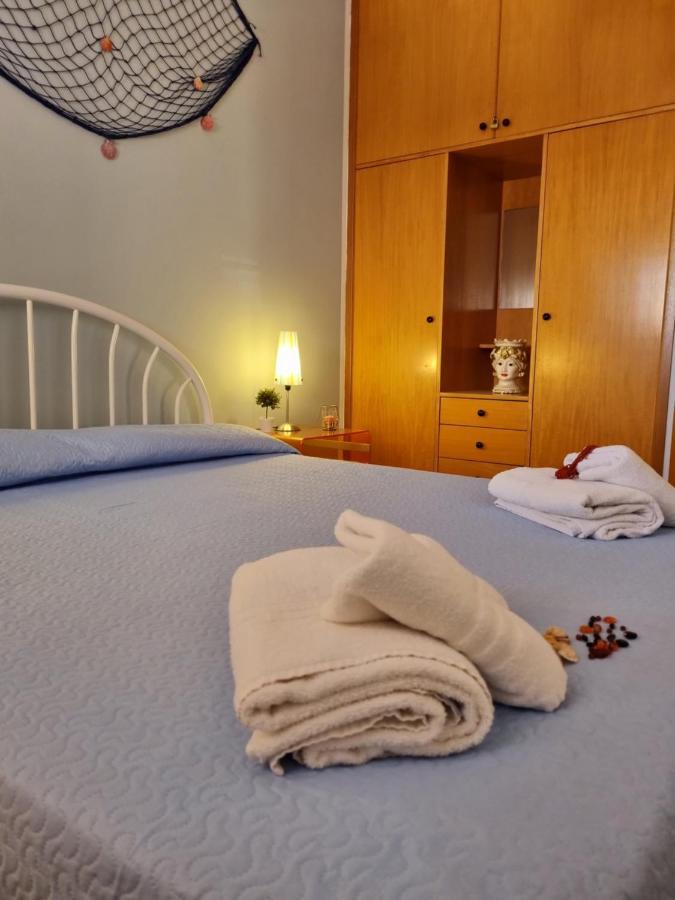 Appartamenti Stella Marina ซานวิโต โลคาโป ภายนอก รูปภาพ